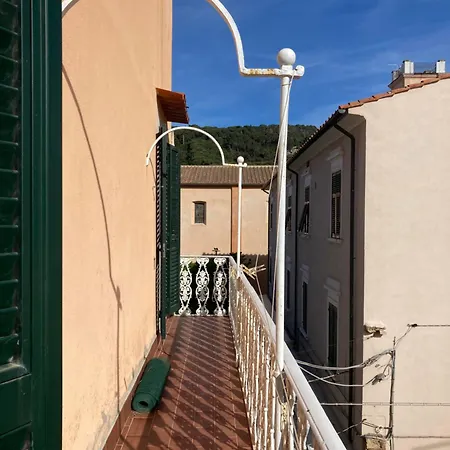 In Piazza *